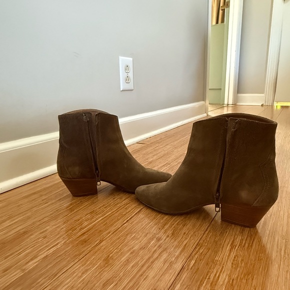 Isabel Marant Dacken Suede Bootie - Picture 6 of 7